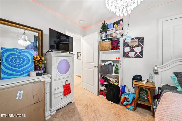 $399,900 | 8036 Dennis Fox Lane, Knoxville, TN 37938