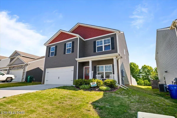 $399,900 | 8036 Dennis Fox Lane, Knoxville, TN 37938