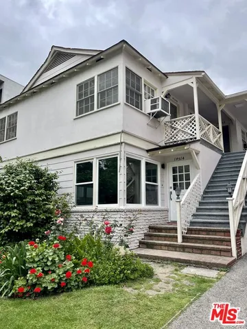 $1,800 | 14516 Benefit Street, Sherman Oaks, CA 91403