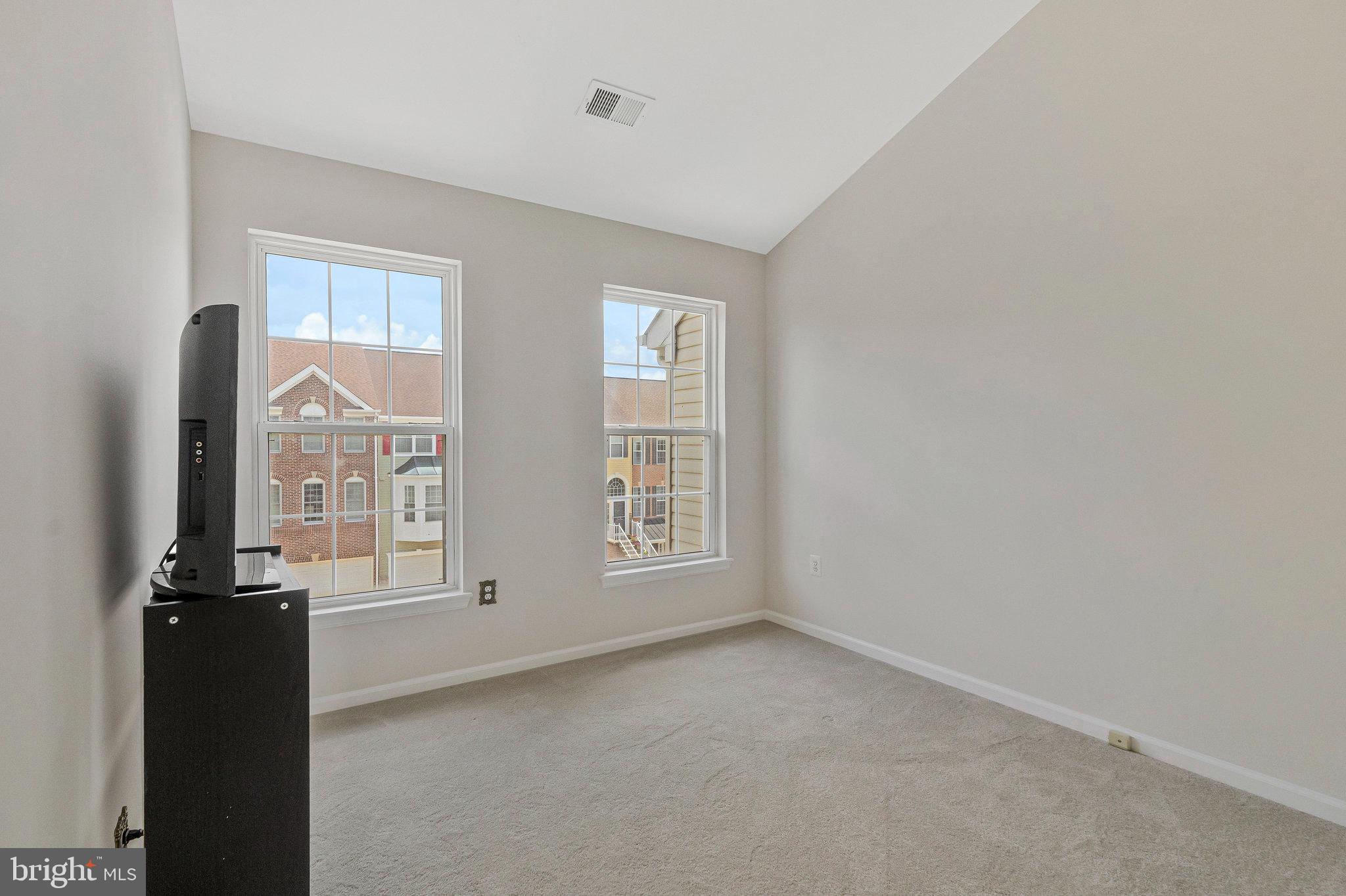 44035 Rising Sun Terrace Ashburn, VA 20147 - Photo 24 of 49 Gallery Image 24
