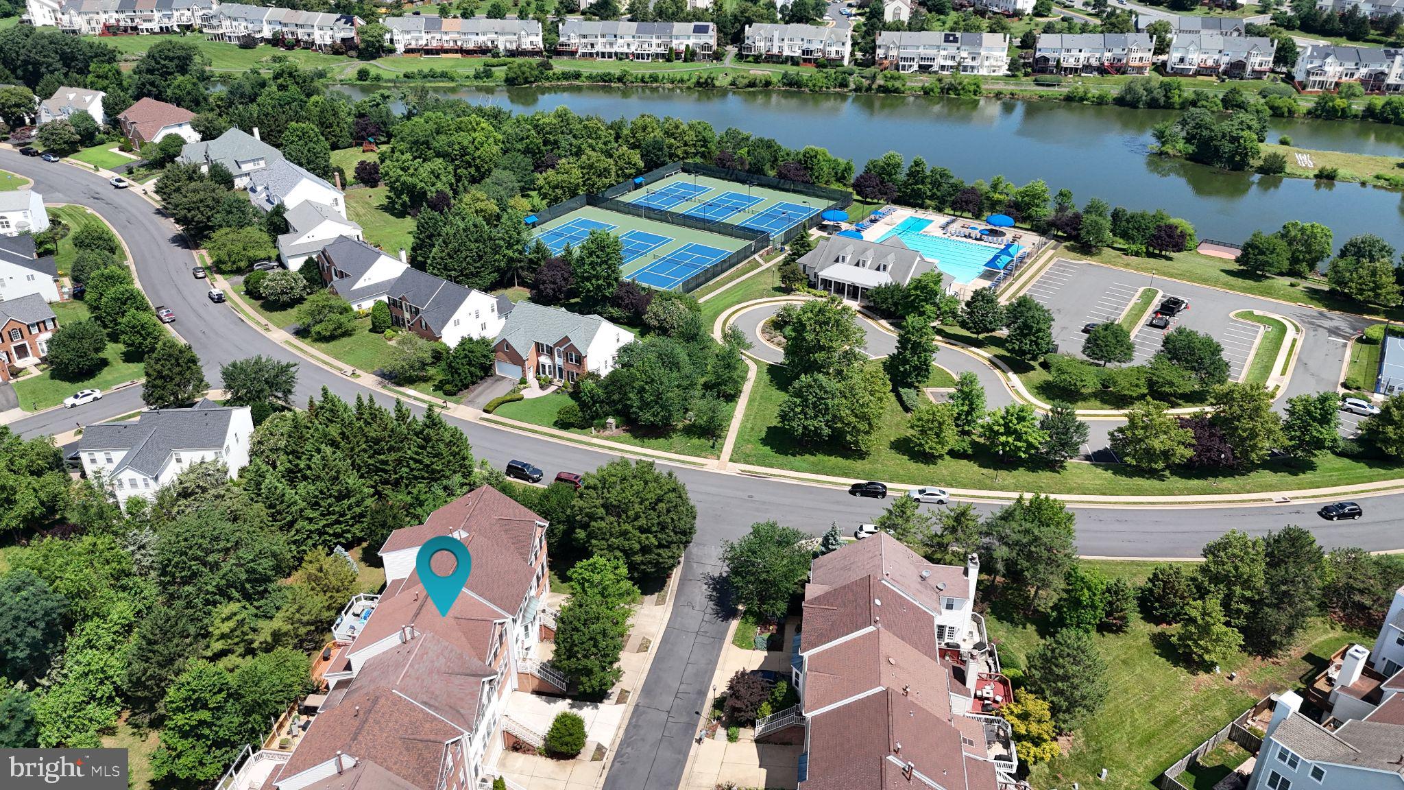 44035 Rising Sun Terrace Ashburn, VA 20147 - Photo 44 of 49 Gallery Image 44