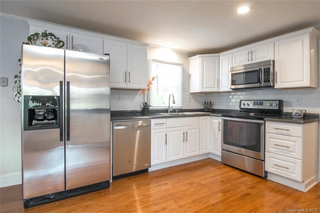 1715 Privette Road Matthews, NC 28105 - Photo 7 of 24 Gallery Image 7