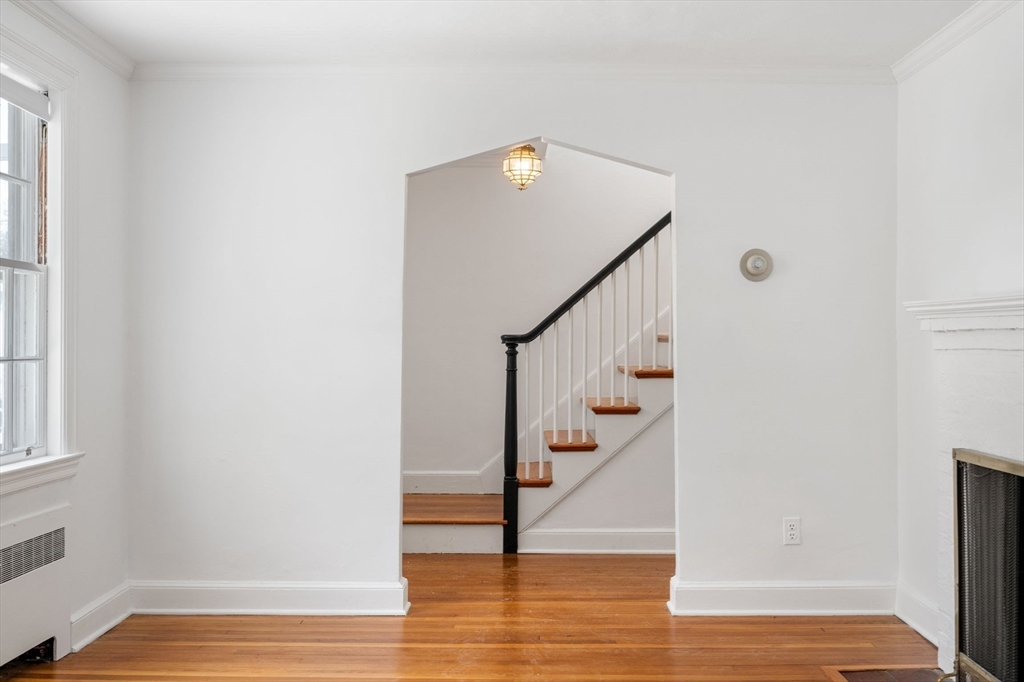 159 Payson Road Chestnut Hill, MA 02467 - Photo 9 of 39