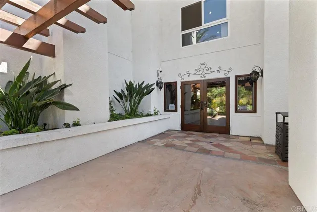 a view of an entryway