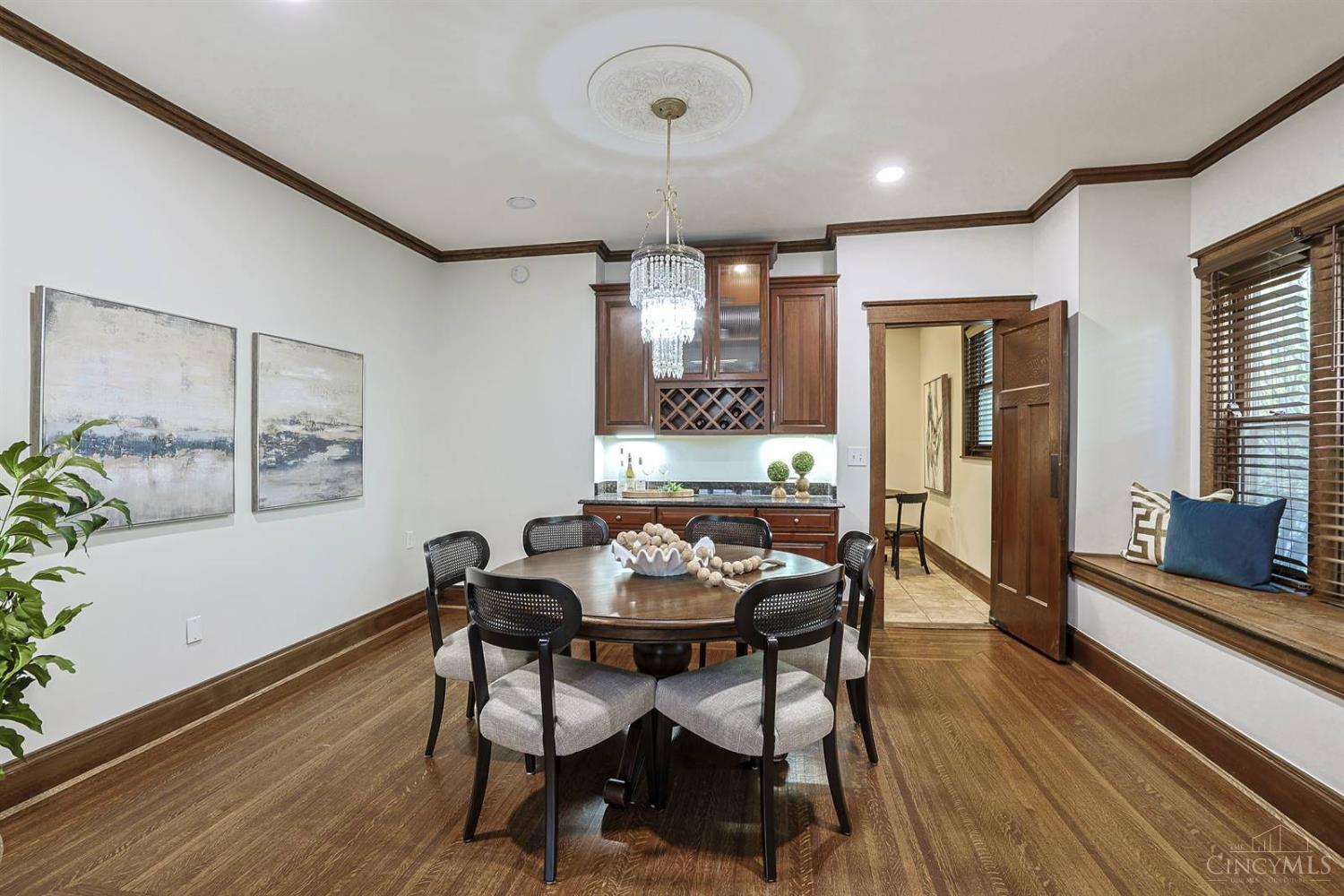 1308 Edwards Road Cincinnati, OH 45208 - Photo 17 of 52