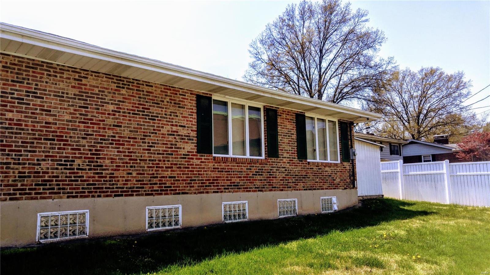 9929 Sappington Road St. Louis, MO 63128 - Photo 3 of 3 Gallery Image 3