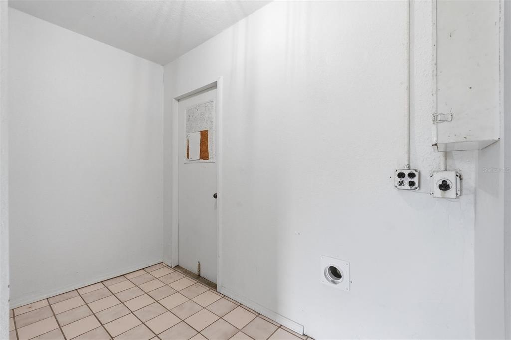5421 64th Avenue North Pinellas Park, FL 33781 - Photo 26 of 43 a view of an empty room