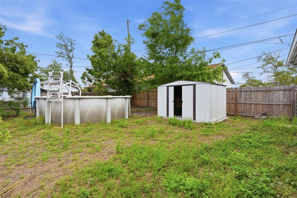 5421 64th Avenue North Pinellas Park, FL 33781 - Photo 33 of 43 a house with a tree in front of it