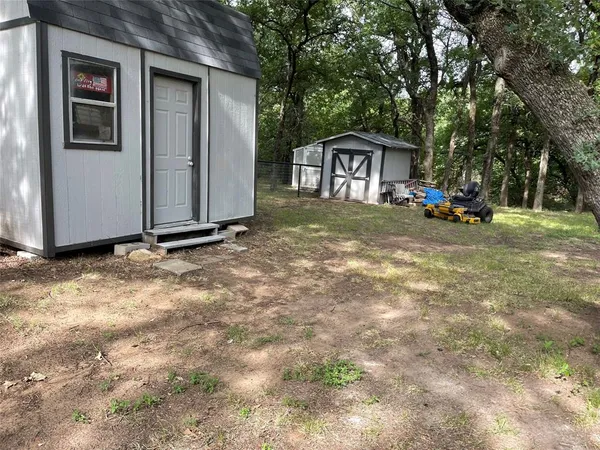 $413,000 | 150 Ash Creek Court, Springtown, TX 76082