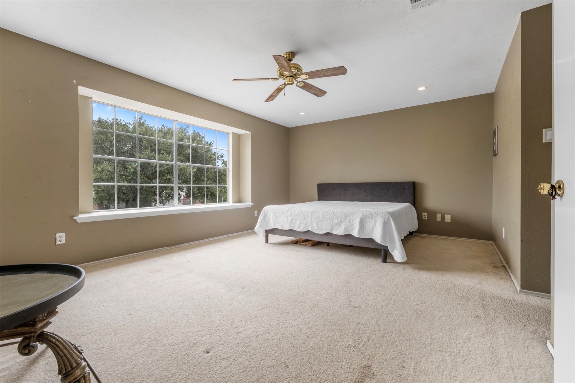 3722 Oaklace Drive Spring, TX 77389 - Photo 20 of 37 a bedroom with a bed and a window