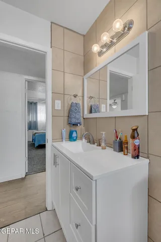 a bathroom with a bathtub