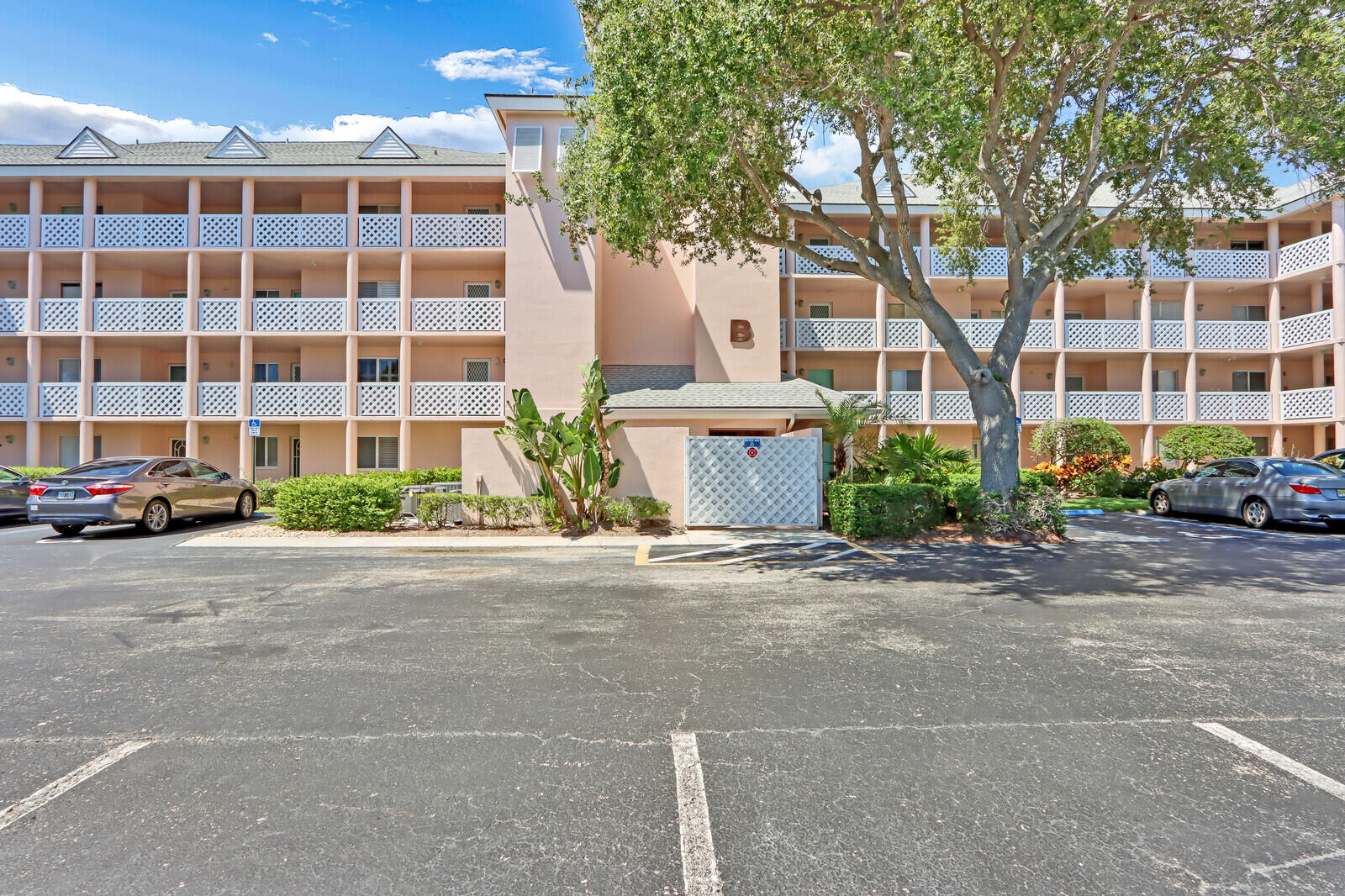 353 Highway 1, Unit B105 Jupiter, FL 33477 - Photo 2 of 40 01_Image_1_mls