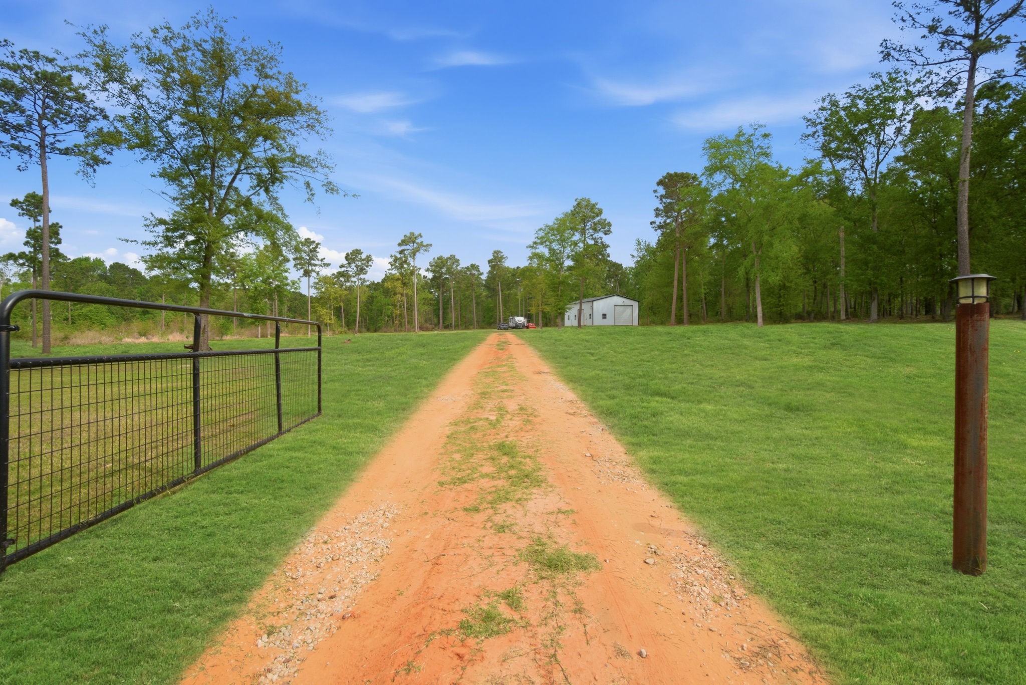 446 Hanson Road Onalaska, TX 77360 - Photo 1 of 27 Driveway