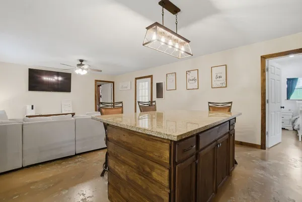 $238,000 | 446 Hanson Road, Onalaska, TX 77360