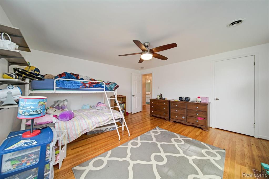 35888 Springvale Street Farmington Hills, MI 48331 - Photo 30 of 35