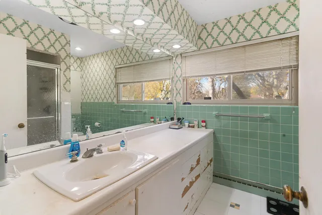 $2,200 | 4105 Riverview Drive, Alma, MI 48801