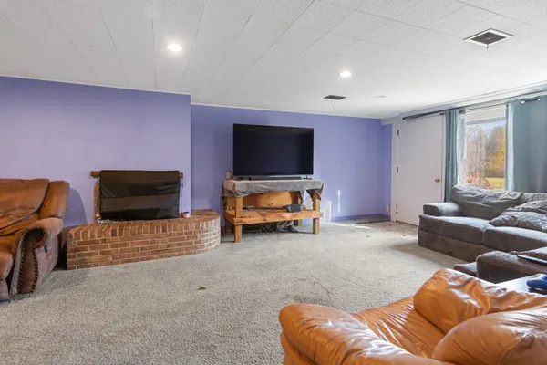 $2,200 | 4105 Riverview Drive, Alma, MI 48801