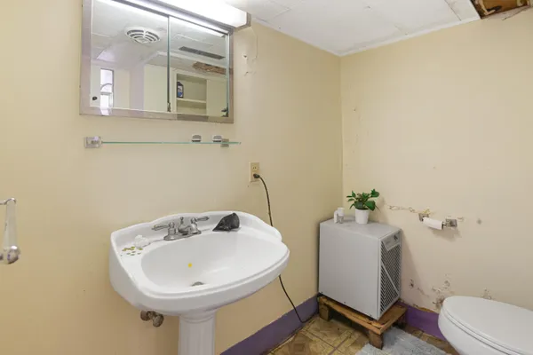 $2,200 | 4105 Riverview Drive, Alma, MI 48801