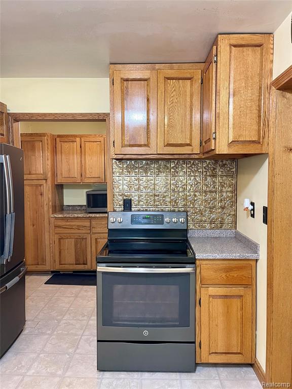 10444 Quirk Road Belleville, MI 48111 - Photo 19 of 35