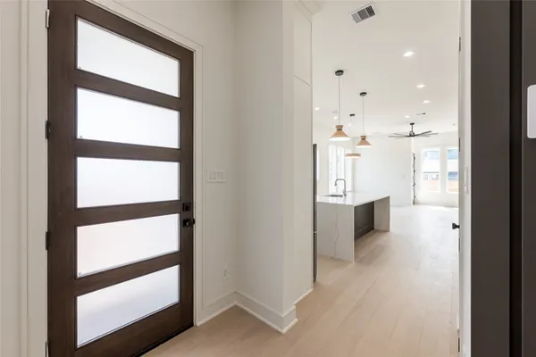 $719,000 | 1122 East 27th Street, Unit A, Houston, TX 77009