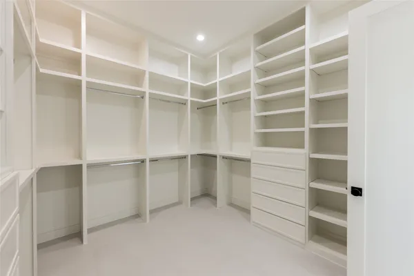 $719,000 | 1122 East 27th Street, Unit A, Houston, TX 77009