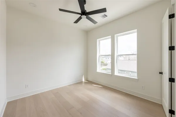 $719,000 | 1122 East 27th Street, Unit A, Houston, TX 77009