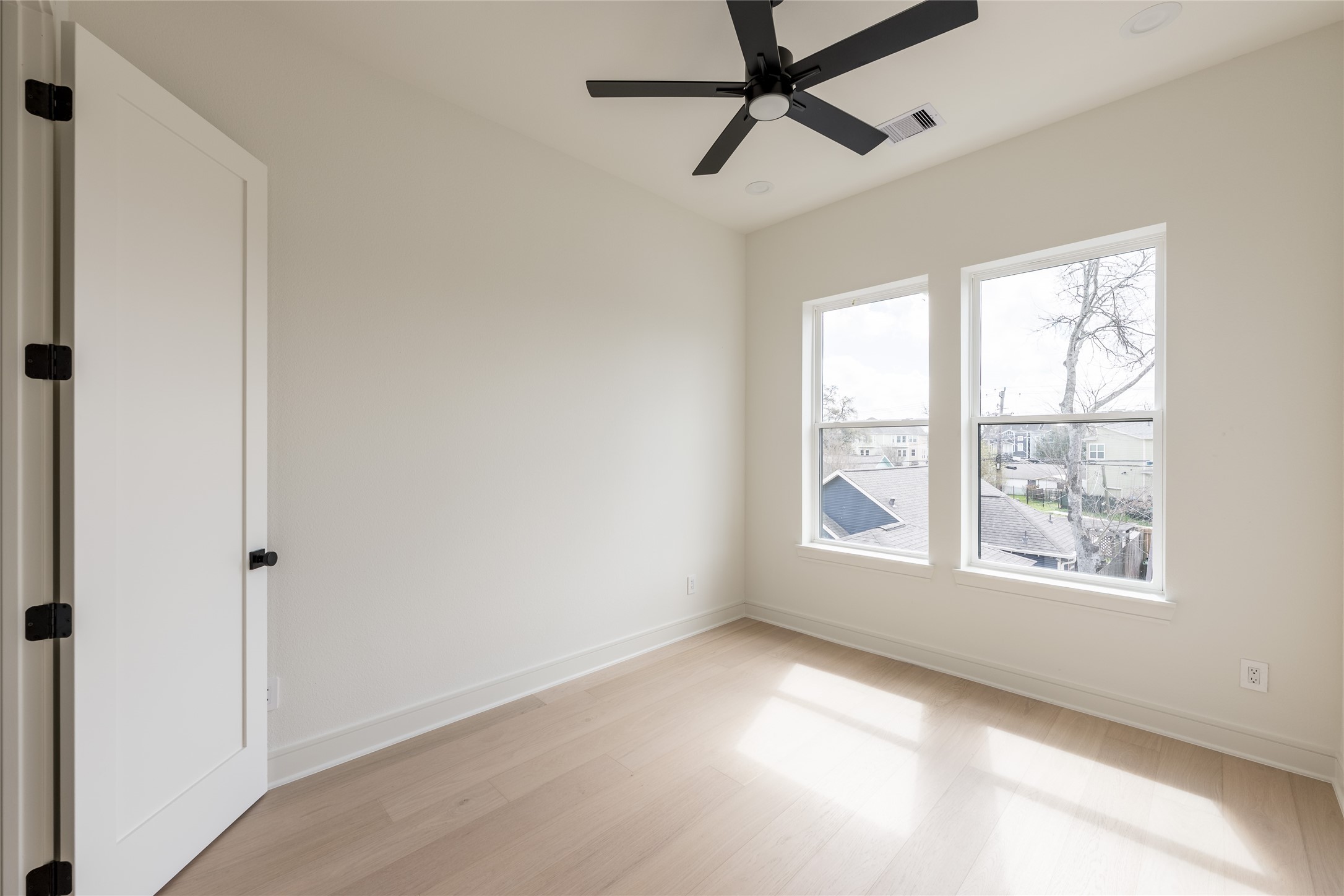 1122 East 27th Street, Unit A Houston, TX 77009 - Photo 38 of 44