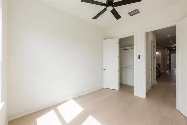 $719,000 | 1122 East 27th Street, Unit A, Houston, TX 77009