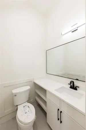 $719,000 | 1122 East 27th Street, Unit A, Houston, TX 77009