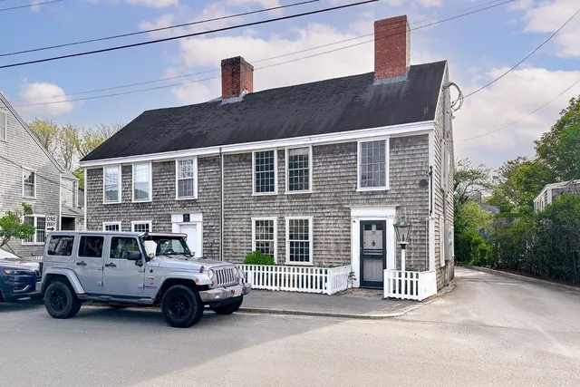$2,950,000 | 29 Fair Street, Nantucket, MA 02554