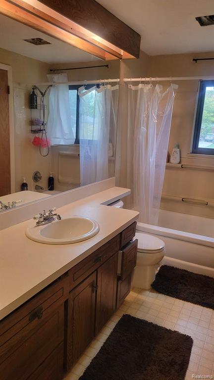 22123 Inkster Road Farmington Hills, MI 48336 - Photo 18 of 28