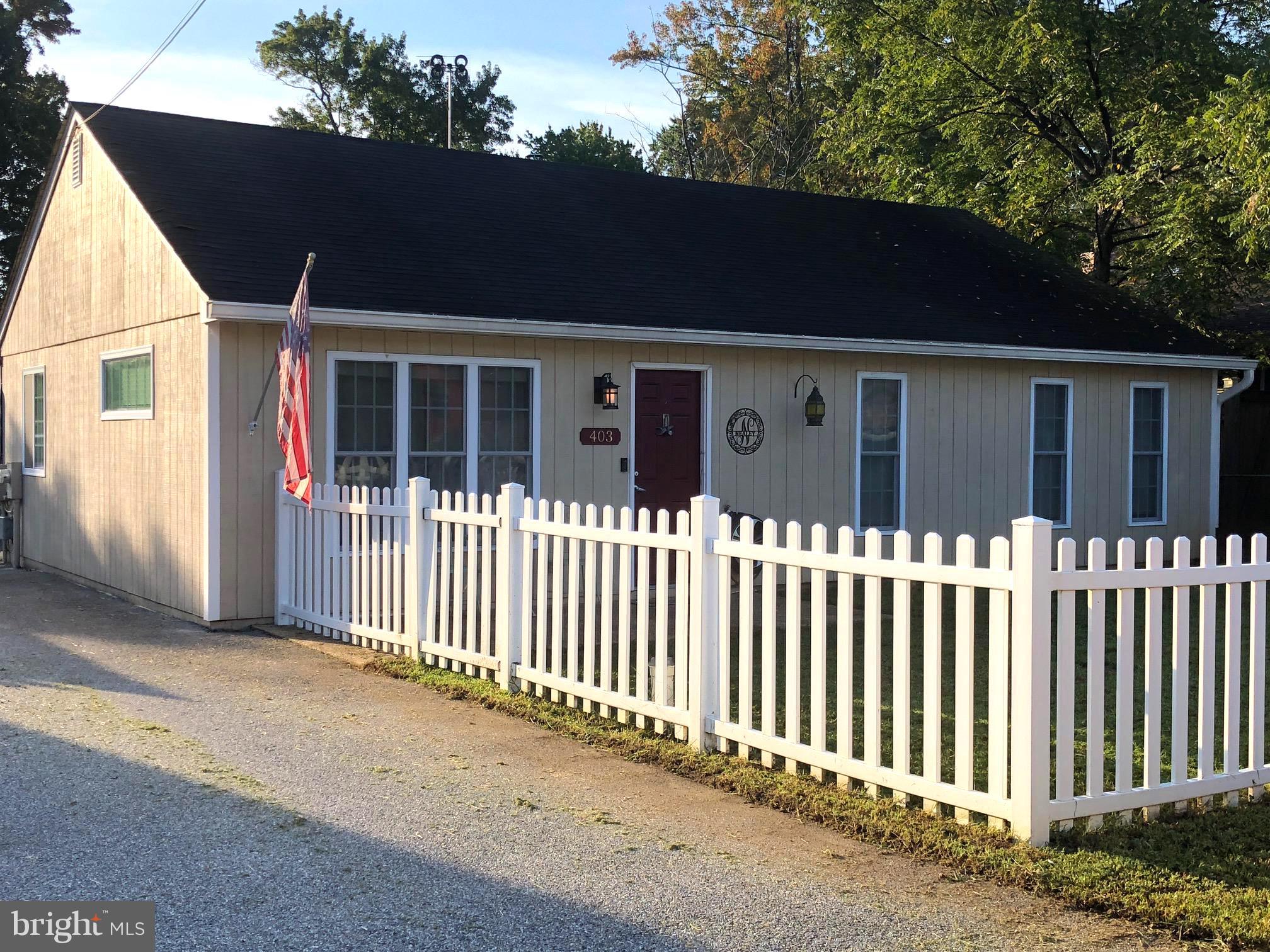 403 Silver Run Road Edgewater, MD 21037 - Photo 5 of 29 Fresh paint on the newer T-111 siding