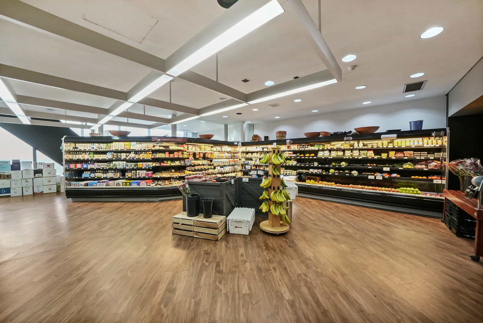 175 East Delaware Place, Unit 7107 Chicago, IL 60611 - Photo 36 of 42 a view of a room with gym equipment