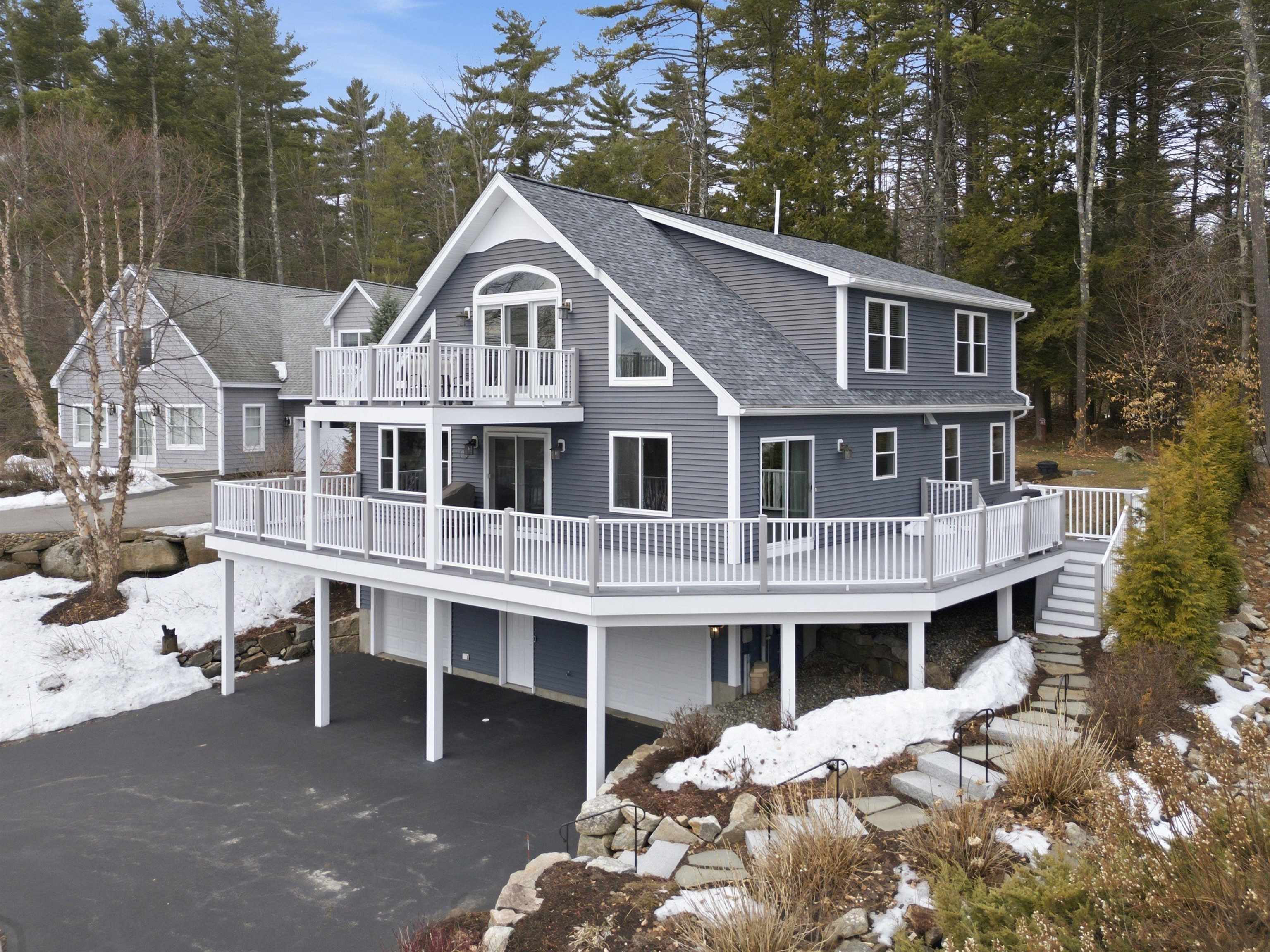 6 High Point Road Laconia, NH 03246 - Photo 2 of 59