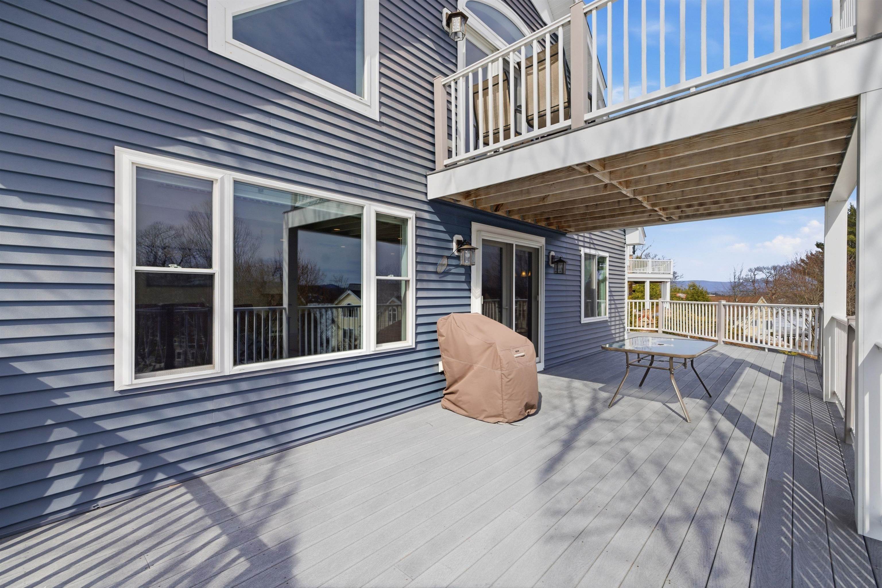 6 High Point Road Laconia, NH 03246 - Photo 5 of 59