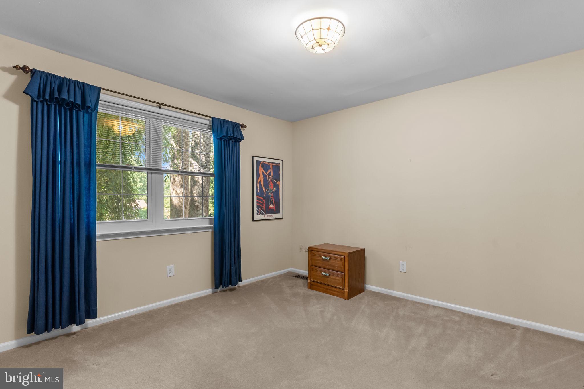 812 Green Ridge Circle Langhorne, PA 19053 - Photo 26 of 36 Bedroom #2