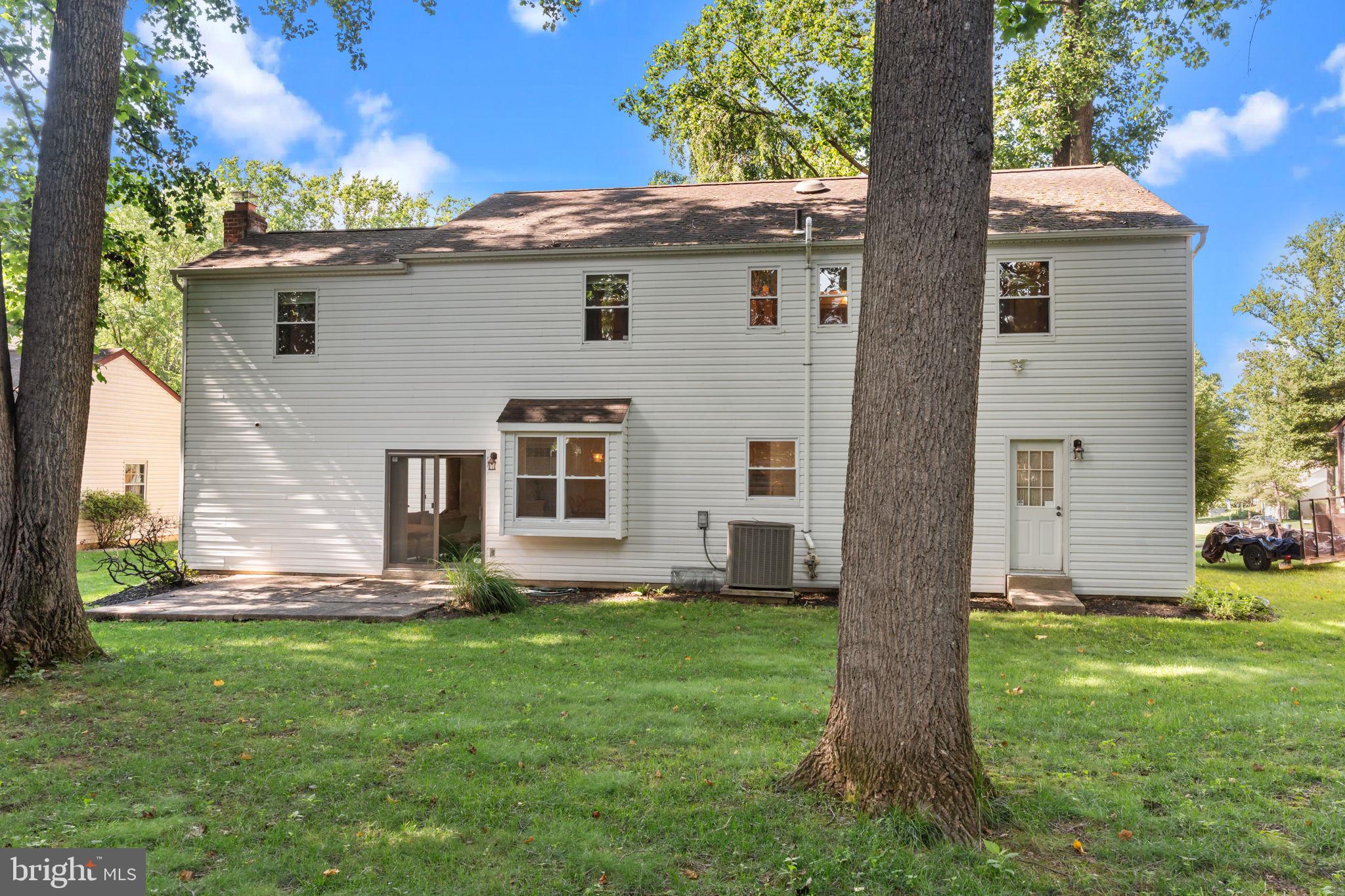 812 Green Ridge Circle Langhorne, PA 19053 - Photo 34 of 36 Rear of home