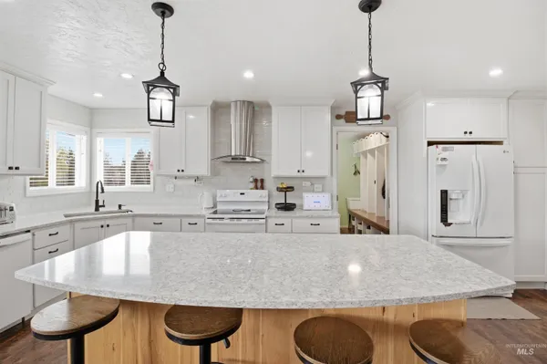 $719,000 | 237 Sunrise Drive, Moscow, ID 83843