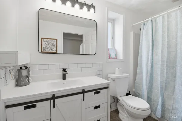 $719,000 | 237 Sunrise Drive, Moscow, ID 83843