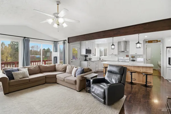 $719,000 | 237 Sunrise Drive, Moscow, ID 83843