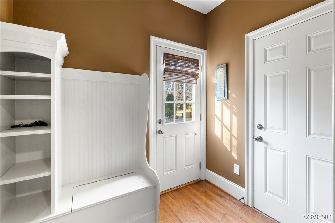 16201 Maple Hall Drive Midlothian, VA 23113 - Photo 22 of 50 With convenient side entry