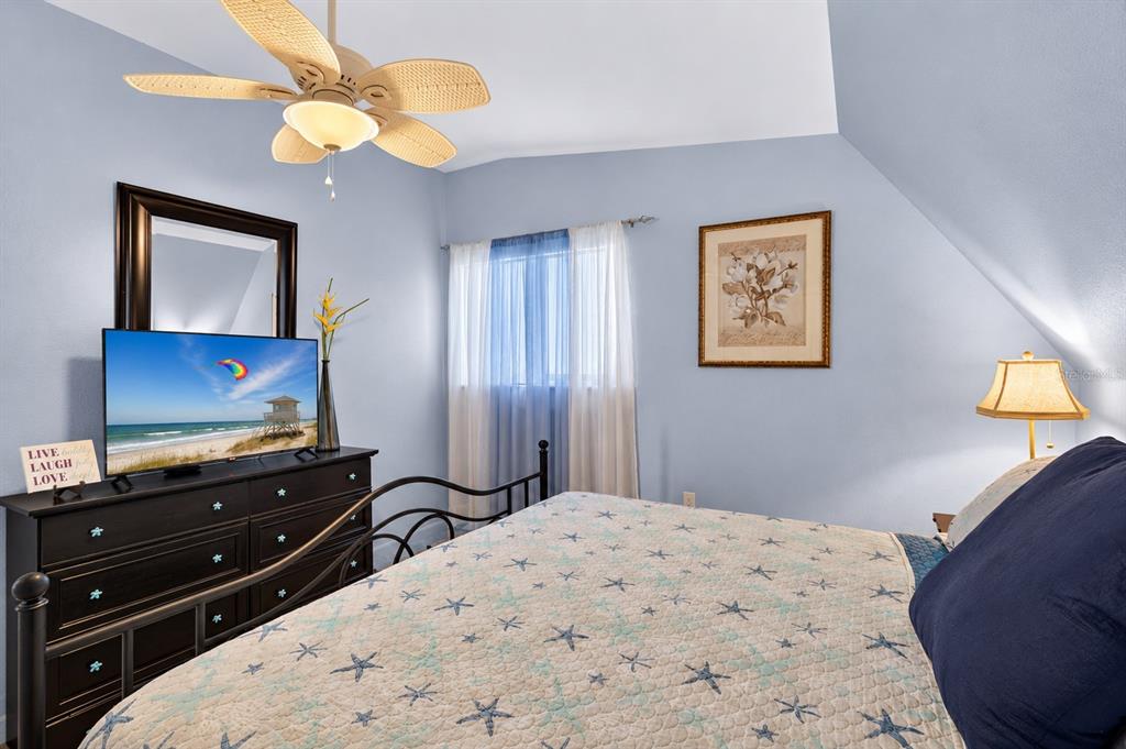 1194 Linden Road Venice, FL 34293 - Photo 32 of 45