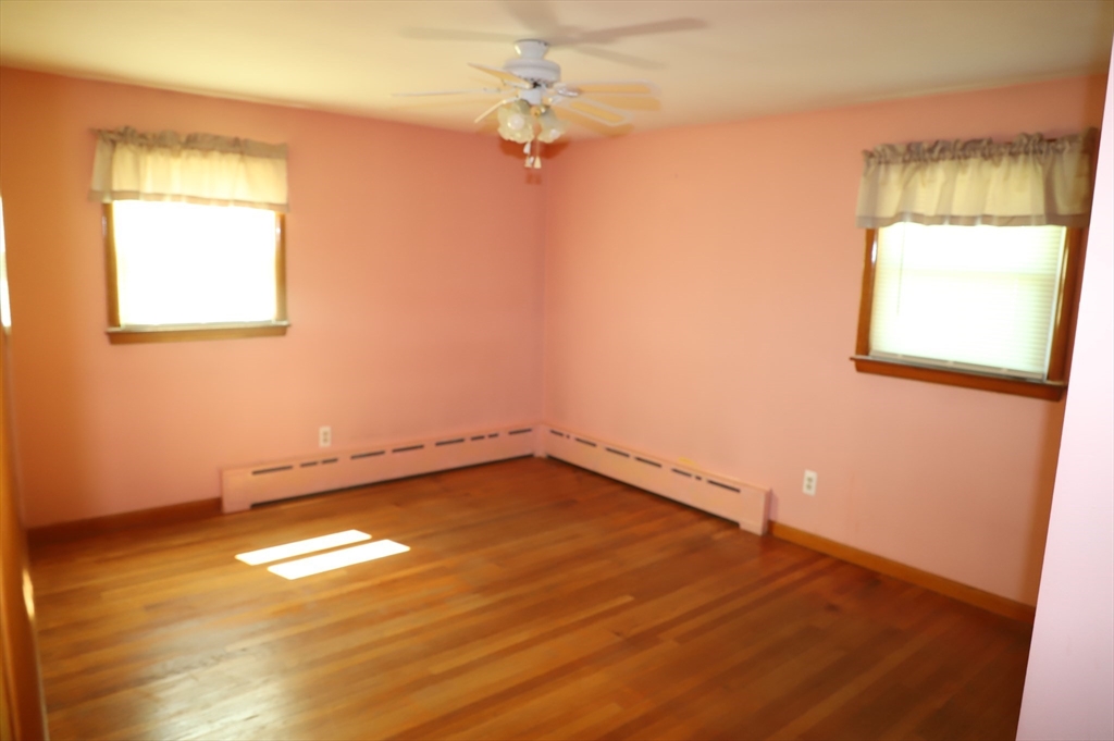 25 Peer Street Springfield, MA 01109 - Photo 13 of 26 Gallery Image 13