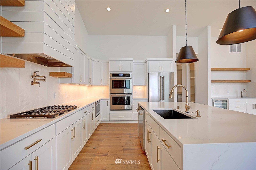 77 Chick Road Camano Island, WA 98282 - Photo 11 of 40 Gallery Image 11