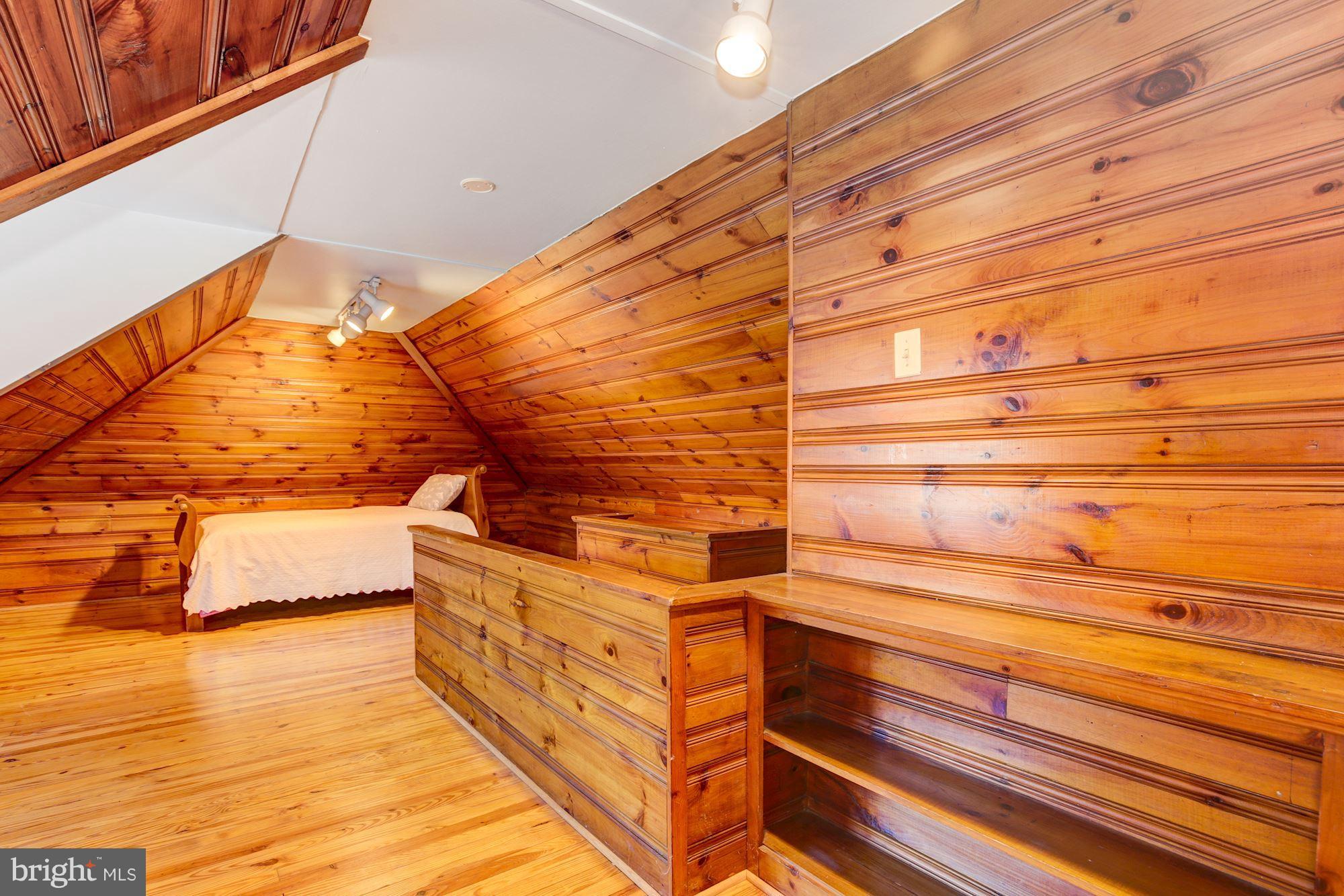 6800 Glenbrook Road Bethesda, MD 20814 - Photo 26 of 30 a view of balcony with wooden floor