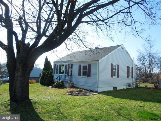 3 Scott Street Hanover, PA 17331 - Photo 3 of 25 Gallery Image 3