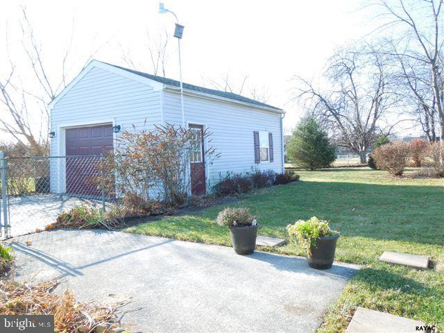 3 Scott Street Hanover, PA 17331 - Photo 6 of 25 Gallery Image 6