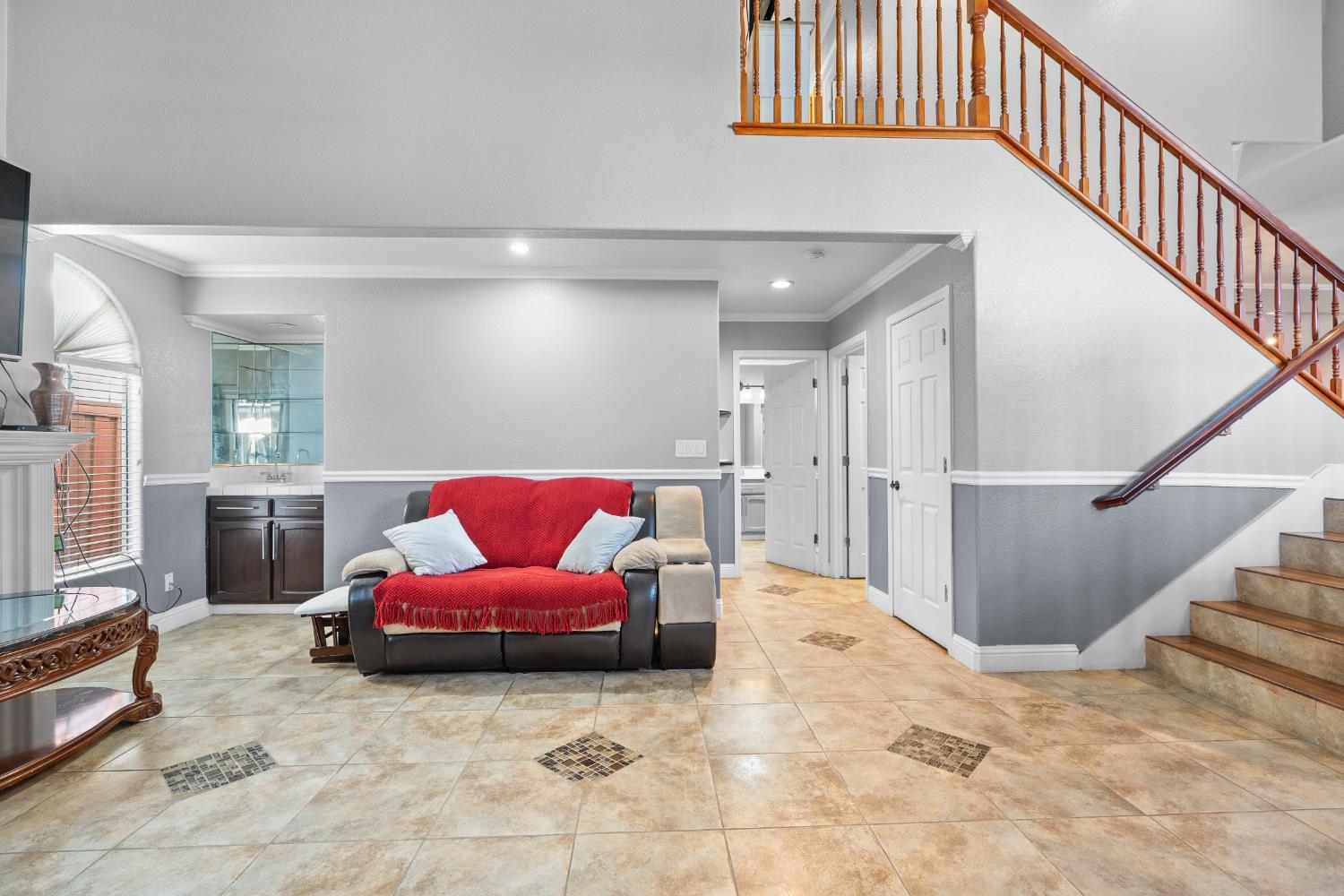 446 Port Street Los Banos, CA 93635 - Photo 55 of 55 Gorgeous Open Floor Plan