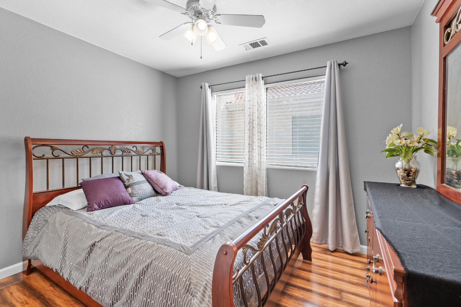 446 Port Street Los Banos, CA 93635 - Photo 29 of 55 Bedroom #2