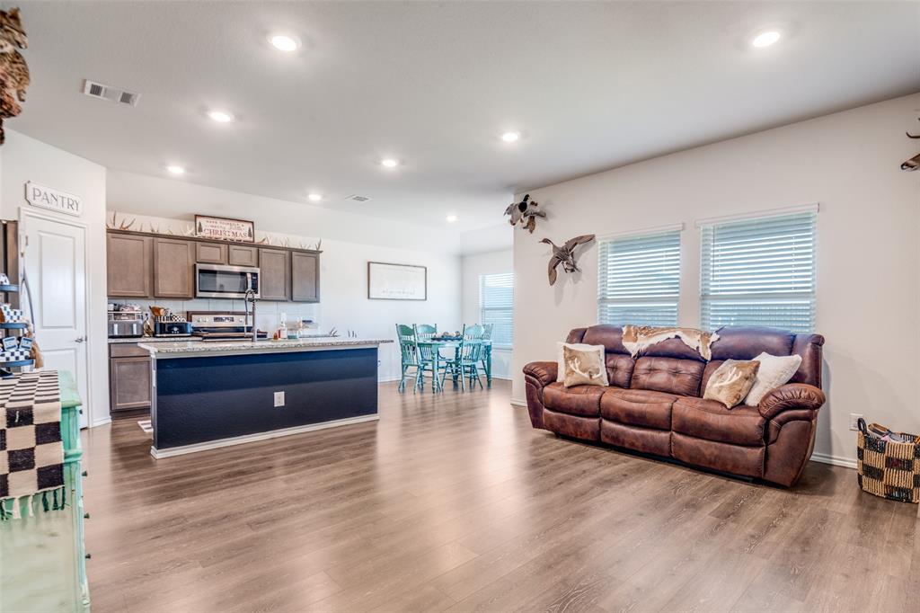 710 Saw Mill Road Royse City, TX 75189 - Photo 4 of 24